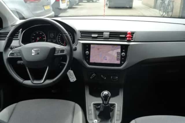 SEAT Ibiza (2018) thumbnail 5