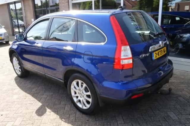 Honda CR-V (2010) thumbnail 3