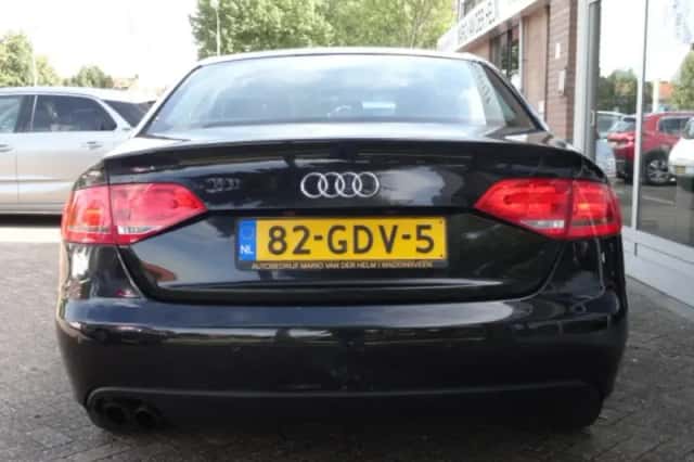 Audi A4 (2008) thumbnail 4