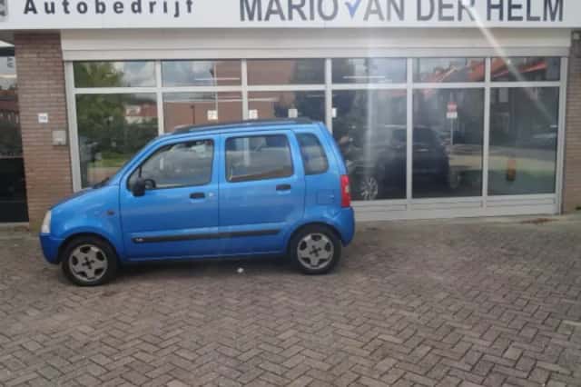 Suzuki Wagon R+ (2000) thumbnail 2