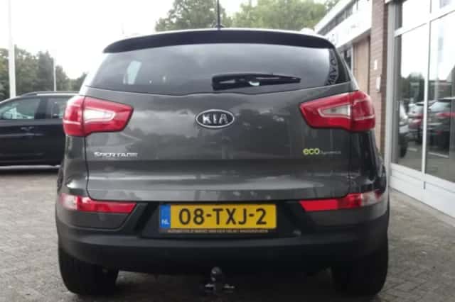 Kia Sportage (2012) thumbnail 4