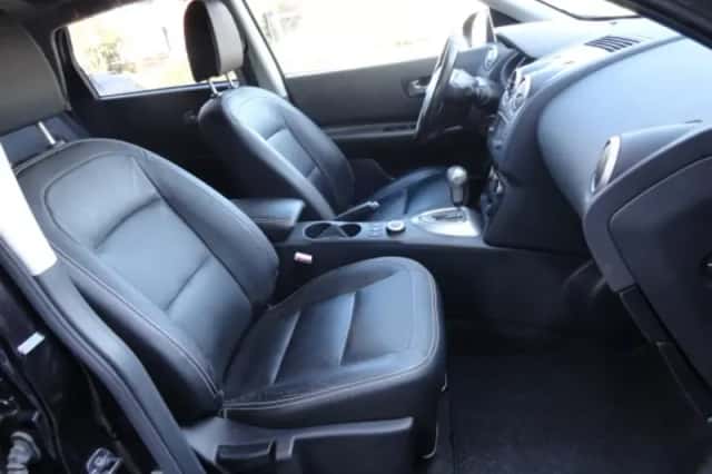 Nissan Qashqai (2010) thumbnail 6