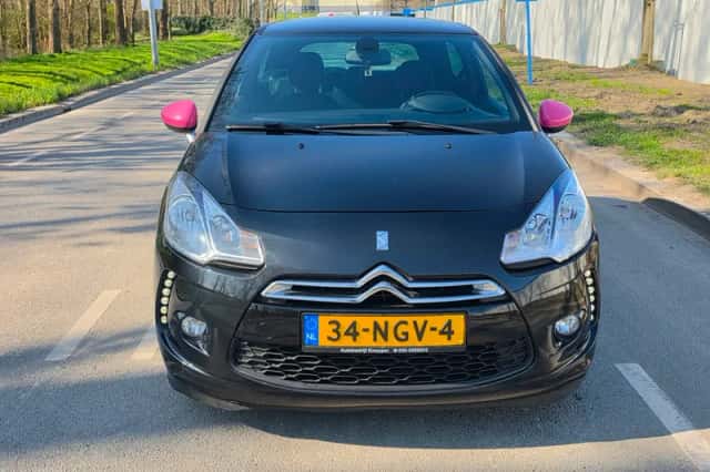 Citroën DS3 (2010) thumbnail 2