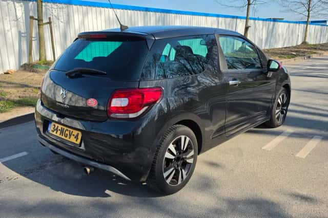 Citroën DS3 (2010) thumbnail 5