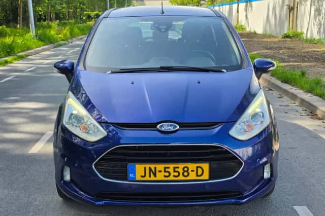 Ford B-Max (2016) thumbnail 2
