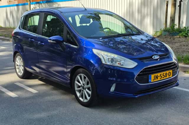 Ford B-Max (2016) thumbnail 3