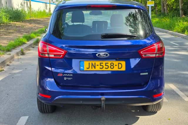 Ford B-Max (2016) thumbnail 6
