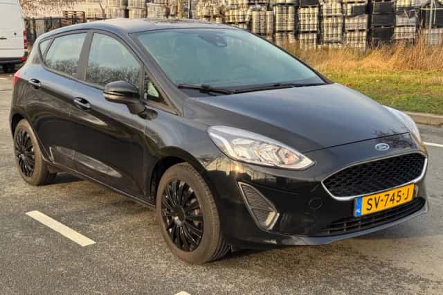 Ford Fiesta (2018) thumbnail 3