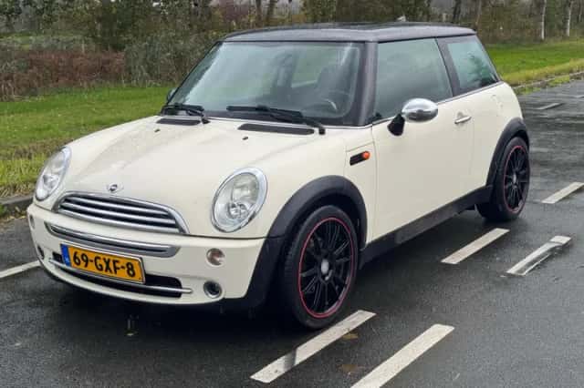 MINI One (2005) thumbnail 1