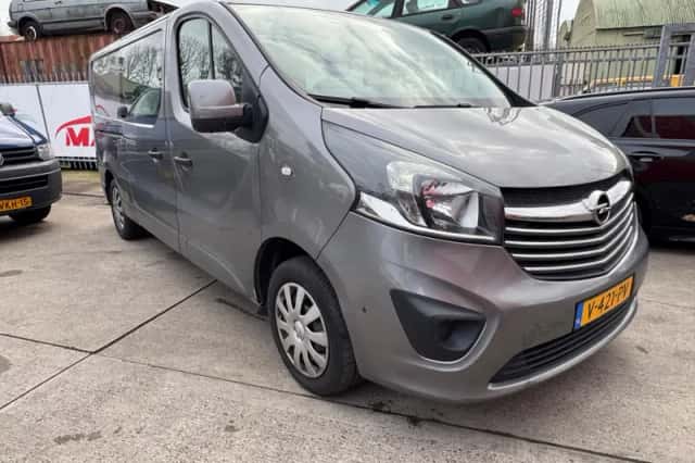 Opel Vivaro (2018) thumbnail 3