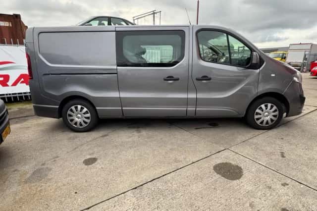 Opel Vivaro (2018) thumbnail 4