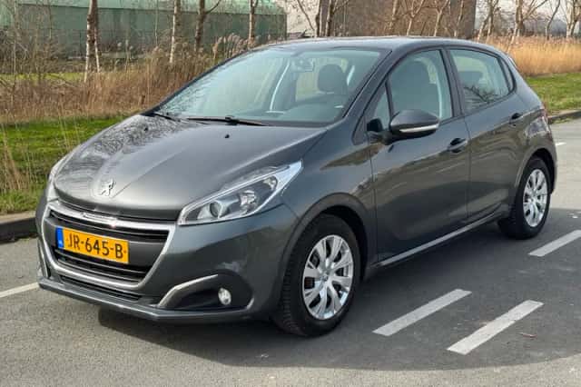 Peugeot 208 (2016) thumbnail 1