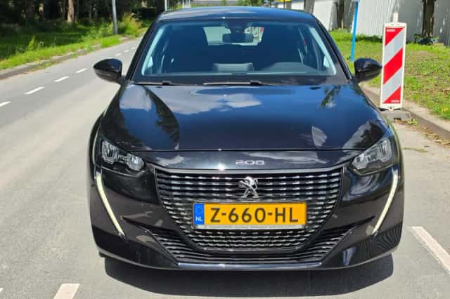 Peugeot 208 (2020) thumbnail 2