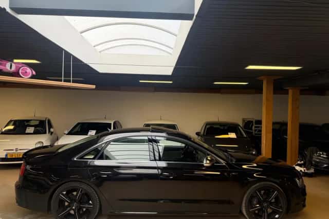 Audi S8 (2013) thumbnail 6