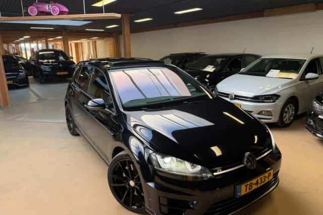 Volkswagen Golf (2014) thumbnail 3