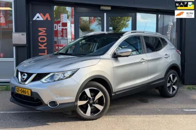 Nissan Qashqai (2015) thumbnail 1