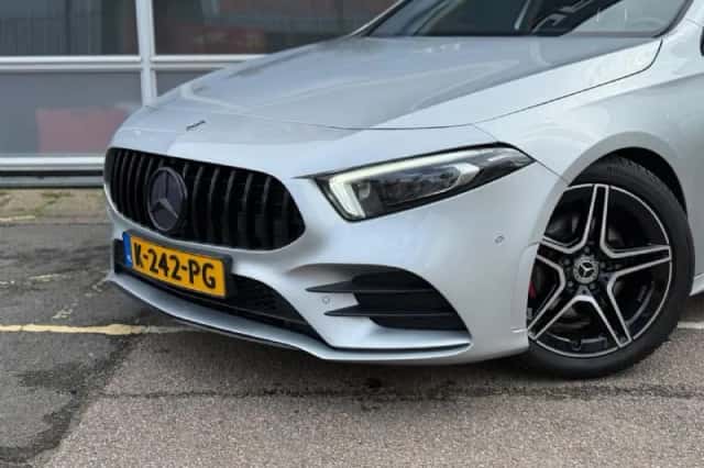 Mercedes-Benz A-Klasse (2019) thumbnail 2