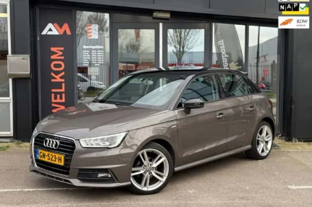 Audi A1 (2016) thumbnail 1