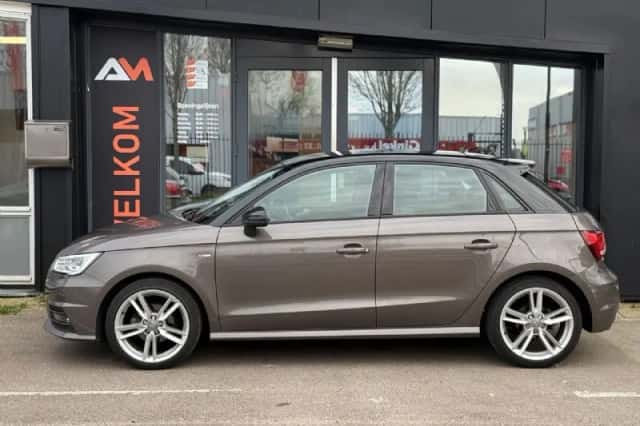 Audi A1 (2016) thumbnail 4