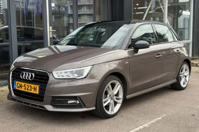 Audi A1 (2016) thumbnail 5