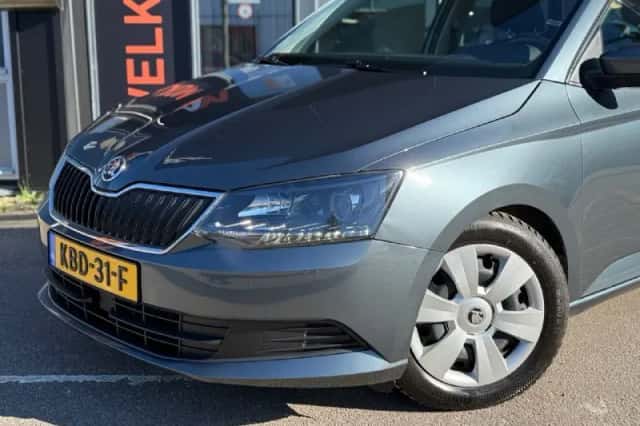 Škoda Fabia (2016) thumbnail 2