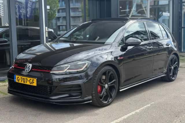 Volkswagen Golf (2019) thumbnail 6