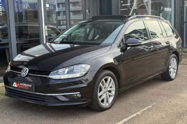 Volkswagen Golf (2019) thumbnail 6