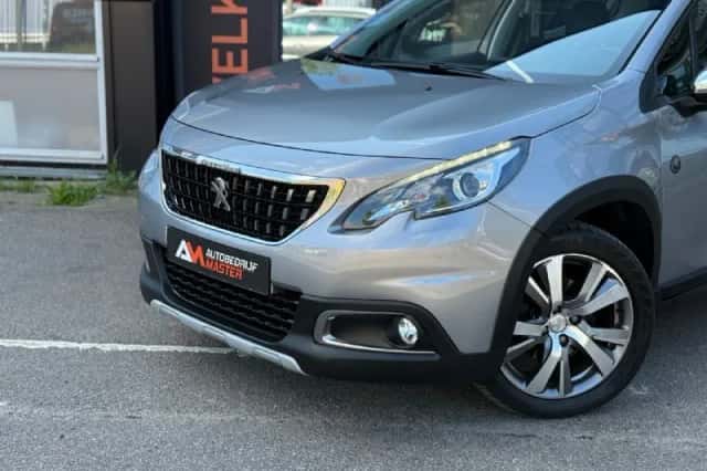 Peugeot 2008 (2017) thumbnail 2