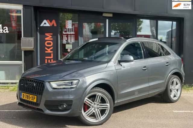 Audi Q3 (2012) thumbnail 1