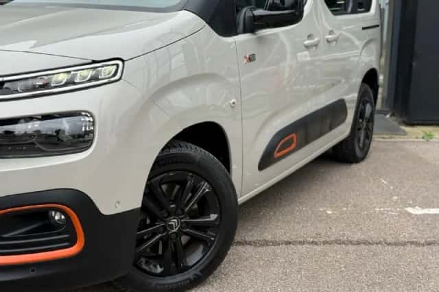 Citroën Berlingo (2021) thumbnail 3