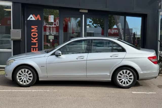 Mercedes-Benz C-Klasse (2009) thumbnail 4