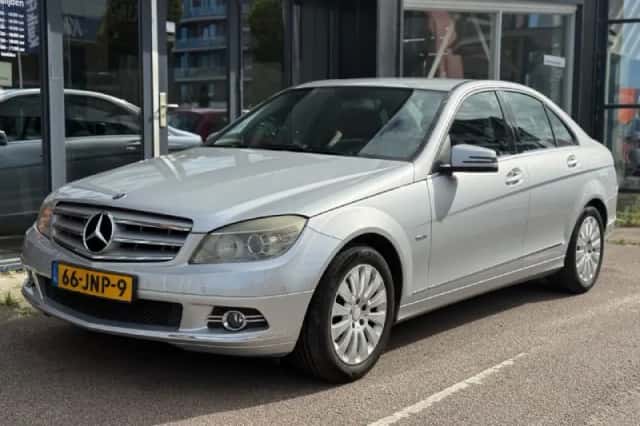 Mercedes-Benz C-Klasse (2009) thumbnail 5