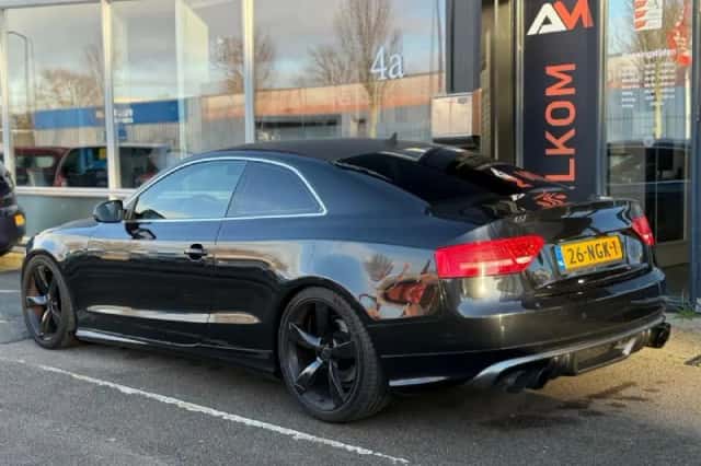 Audi A5 (2010) thumbnail 5