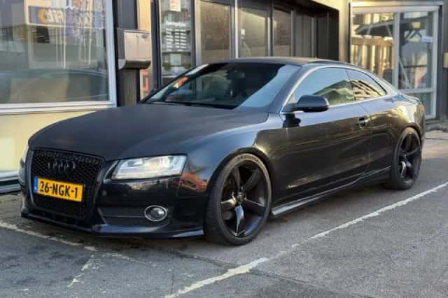 Audi A5 (2010) thumbnail 6