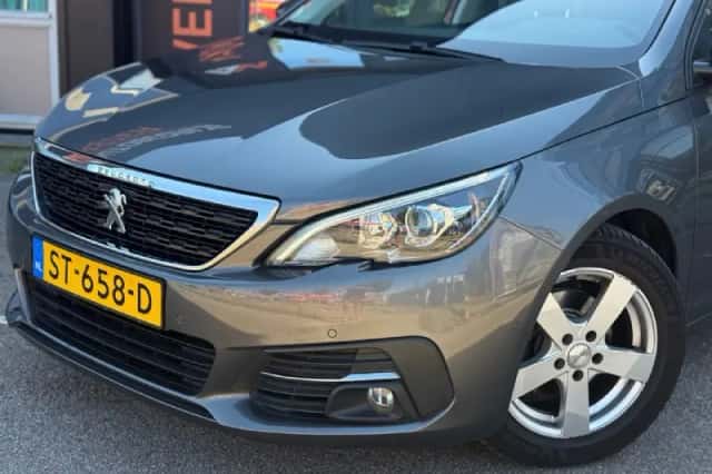 Peugeot 308 (2018) thumbnail 2