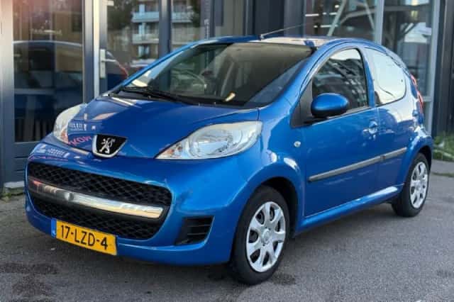 Peugeot 107 (2010) thumbnail 5