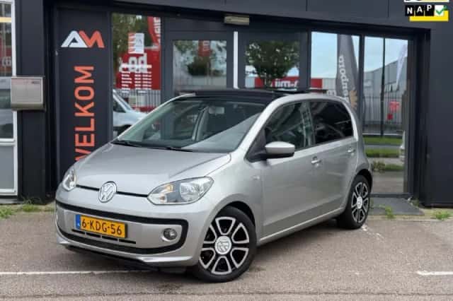 Volkswagen Up! (2013) thumbnail 1