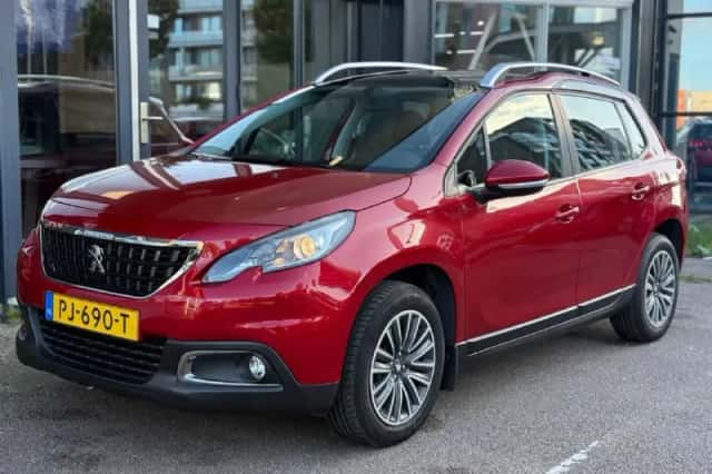 Peugeot 2008 (2017) thumbnail 5