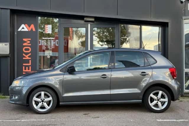 Volkswagen Polo (2012) thumbnail 4