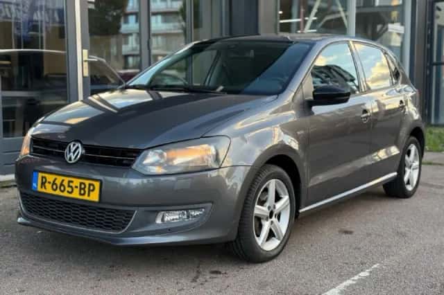 Volkswagen Polo (2012) thumbnail 5