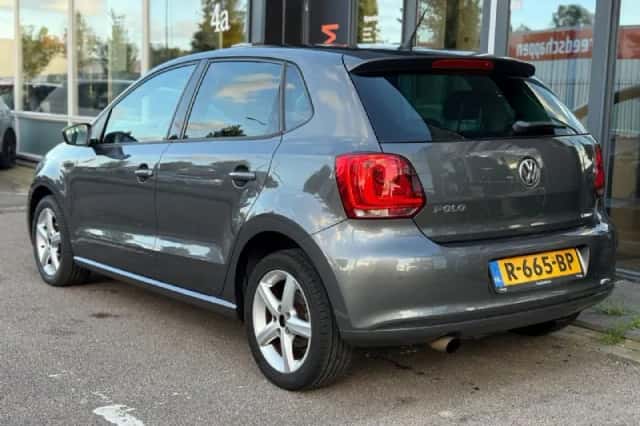 Volkswagen Polo (2012) thumbnail 6
