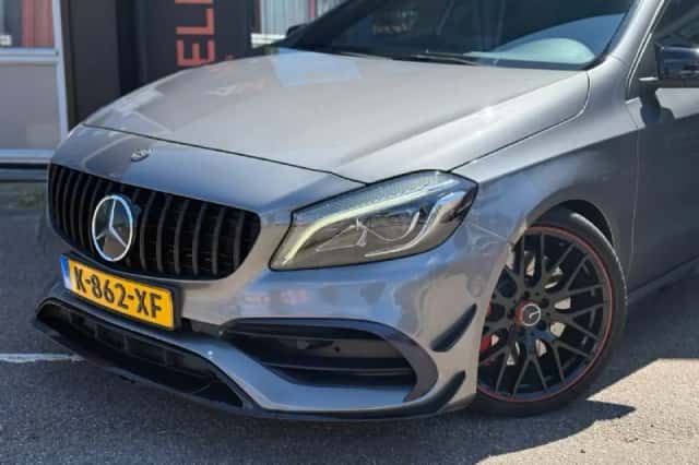 Mercedes-Benz A-Klasse (2017) thumbnail 2
