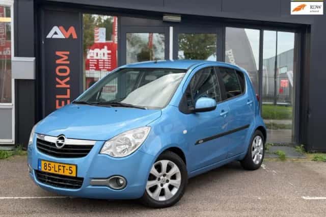 Opel Agila (2010) thumbnail 1