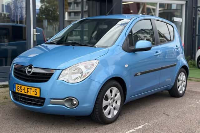 Opel Agila (2010) thumbnail 5