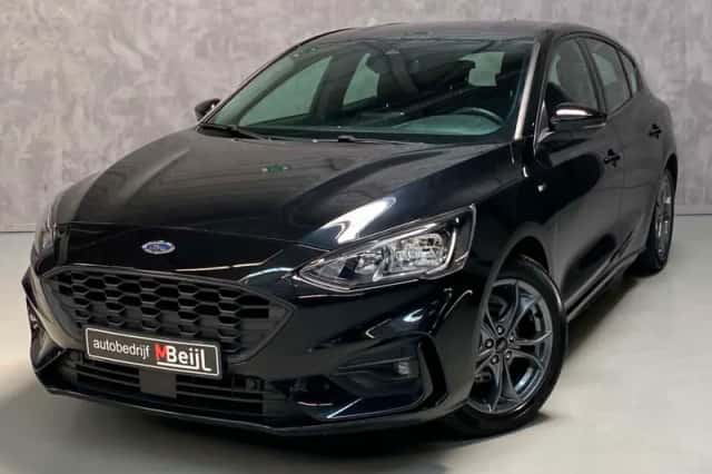 Ford Focus (2020) thumbnail 1