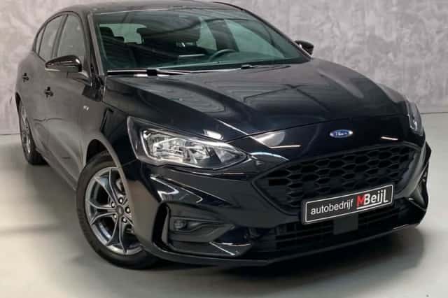 Ford Focus (2020) thumbnail 3