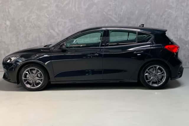 Ford Focus (2020) thumbnail 4