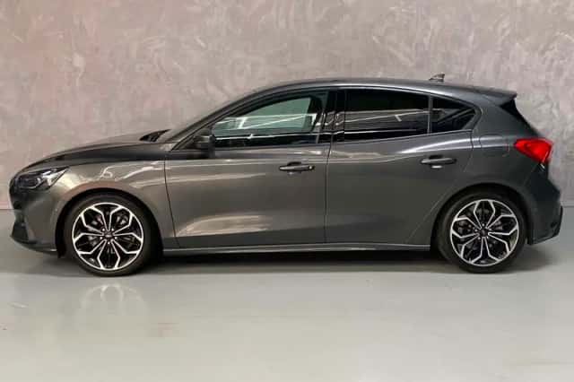 Ford Focus (2018) thumbnail 5