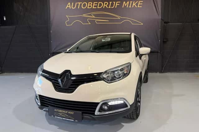 Renault Captur (2013) thumbnail 2