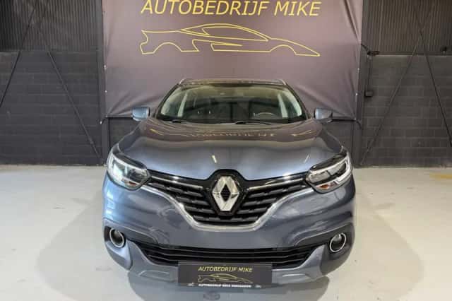Renault Kadjar (2016) thumbnail 3